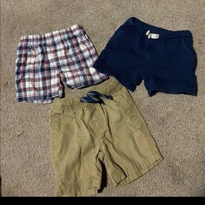 Carters 12month shorts set of 3